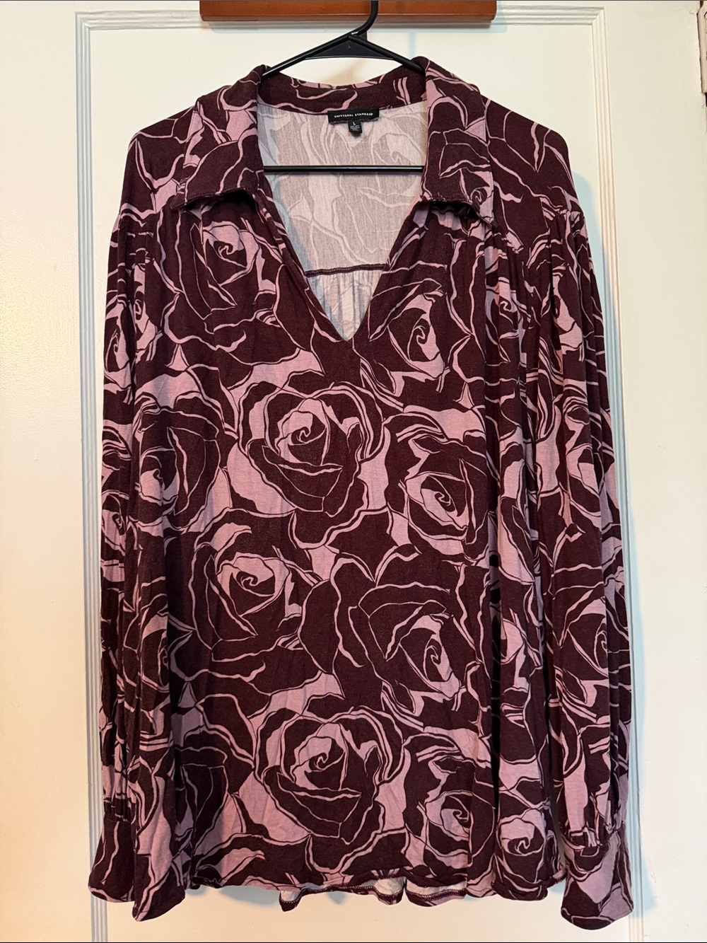 Universal Standard Rose-Print V-Neck Long Sleeve Top - Pink & Burgundy